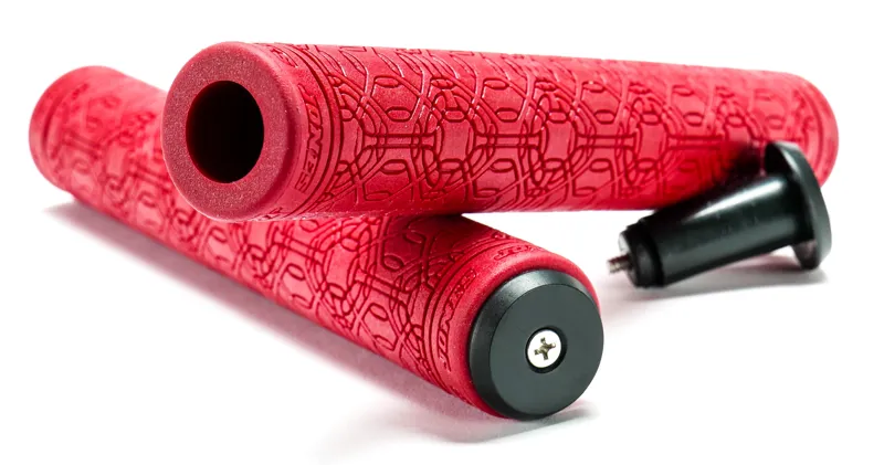 Jones Bikes Kraton grips 205mm red