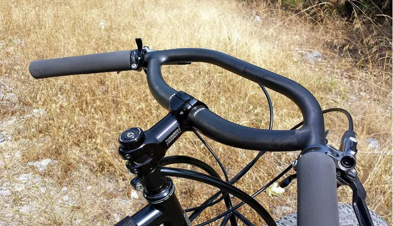 Jones H Bar Loop 710 0.5  carbon 31.8  black-3