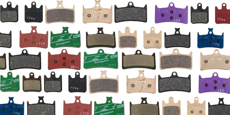 Hope V4 Organic Brake Pads in Racing Green-1