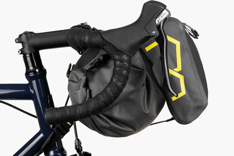 Apidura Expedition Accessory Pocket 4.5L-1
