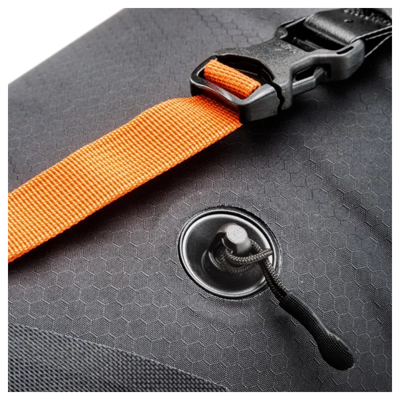 Ortlieb SEAT PACK 16.5L MATT BLK-4