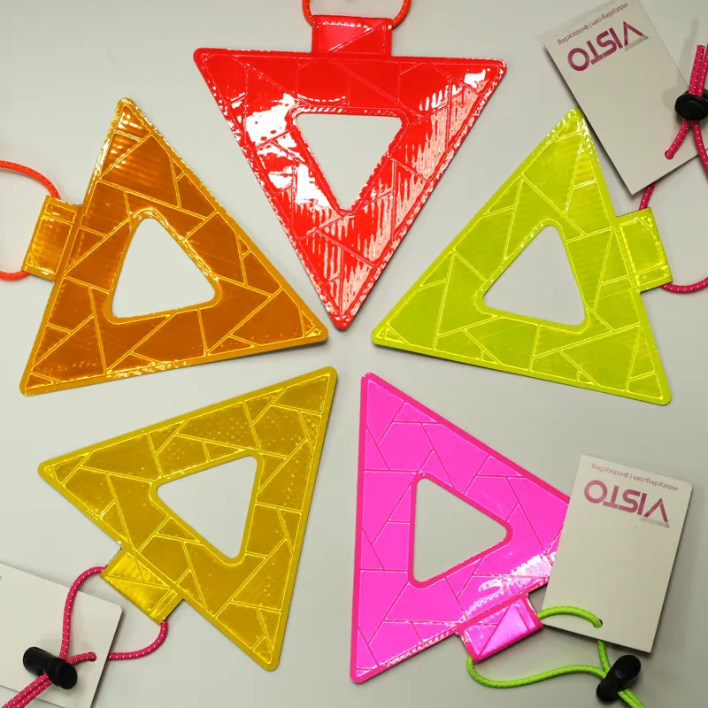 Visto Large Triangle