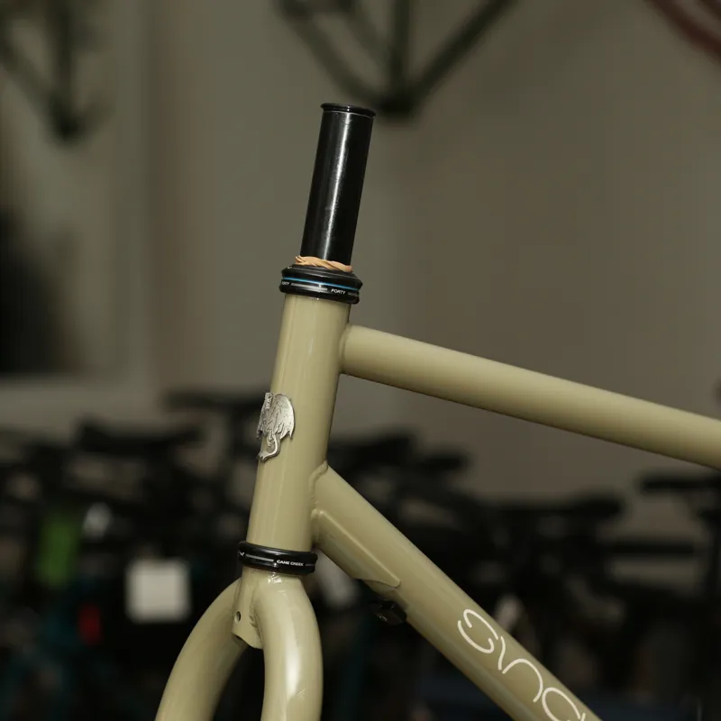 Ex Display Singular Gryphon frameset Medium Green-1