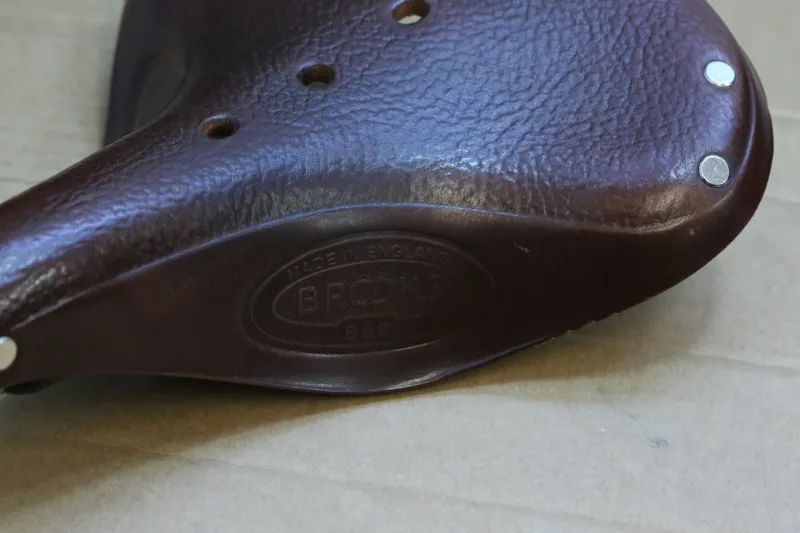 Brooks B68 ex demo brown-4