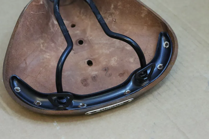 Brooks B68 ex demo brown-2