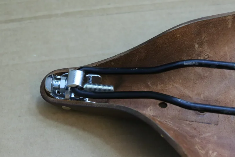 Brooks B68 ex demo brown-1