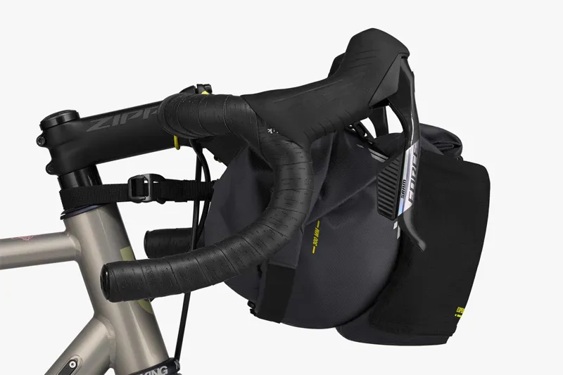 Apidura Expedition Front Accessory Pack 2026 Black-3
