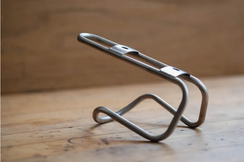 King Cage flat top titanium bottle cage-1