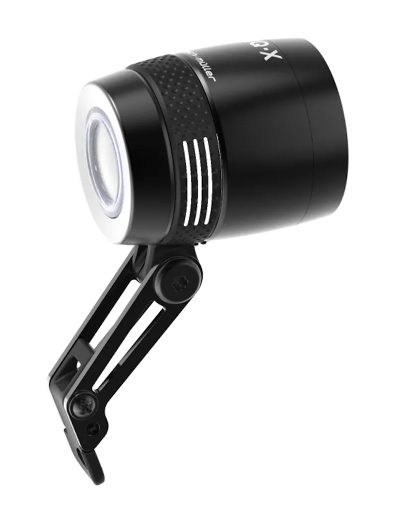 Busch+Müller IQ-X 100 Lux Front Dynamo Light Black-1