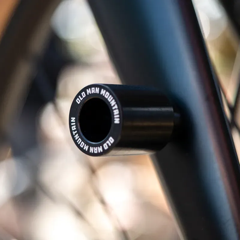Old Man Mountain Headlight Mount Black front-1
